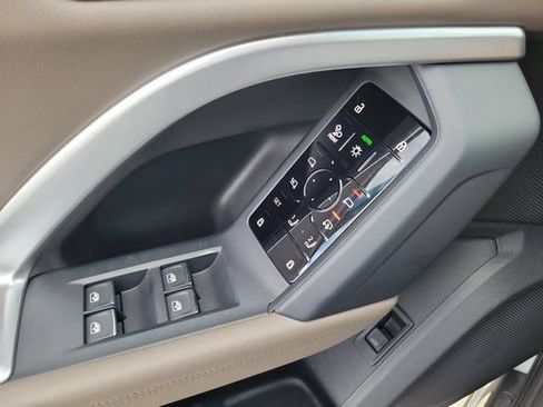 Certified 2025 Audi Q5 Premium w/ Premium Plus AWD/4WD image 19