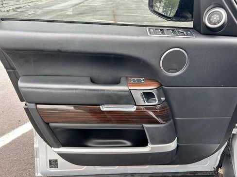 Used 2016 Land Rover Range Rover Supercharged image 20