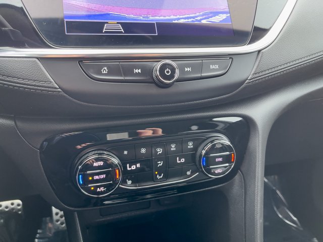 Used 2023 Buick Encore GX Select w/ Sport Touring Package FWD image 25