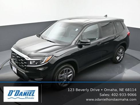 Used 2023 Honda Passport EX-L image 16