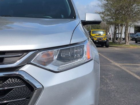 Used 2020 Chevrolet Traverse Premier w/ LPO, Floor Liner Package image 13