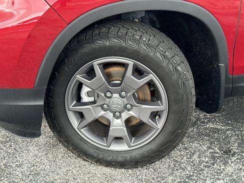 Certified 2024 Honda Passport TrailSport image 42