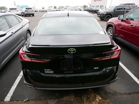 Used 2025 Toyota Camry SE w/ Multimedia Upgrade Package FWD image 7
