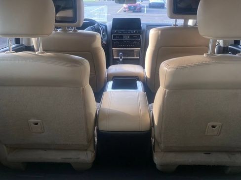 Used 2023 Nissan Armada Platinum w/ Captain's Chairs Package AWD/4WD image 17