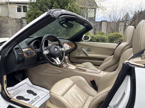 Used 2006 BMW Z4 3.0si RWD image 18