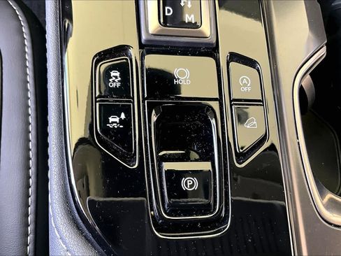 Certified 2026 Lexus NX 350 AWD w/ Cold Area Package image 32