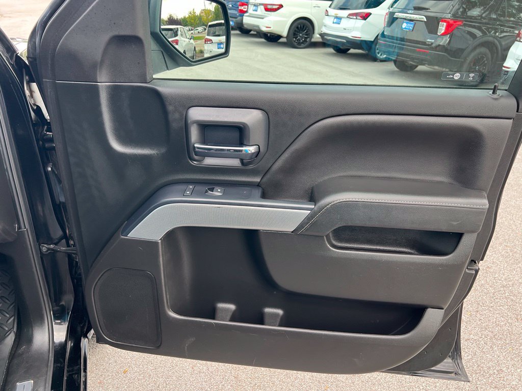 Used 2018 Chevrolet Silverado 1500 LT AWD/4WD image 23
