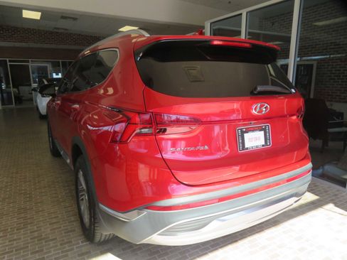 Used 2023 Hyundai Santa Fe SEL w/ Premium Package image 6