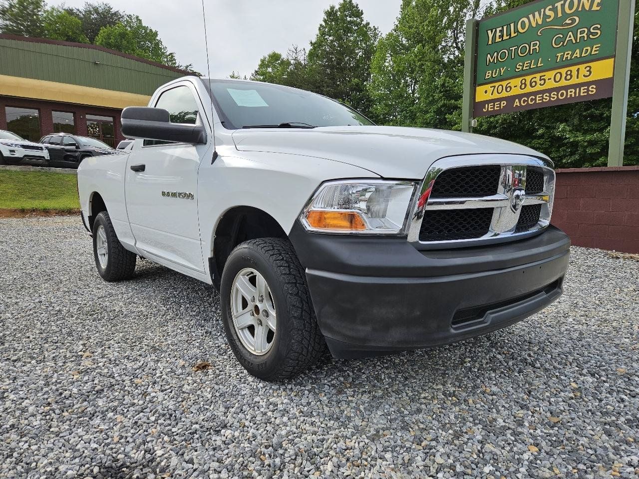 Used 2011 RAM 1500 ST AWD/4WD image 2