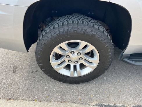 Used 2019 Chevrolet Tahoe LT AWD/4WD image 11