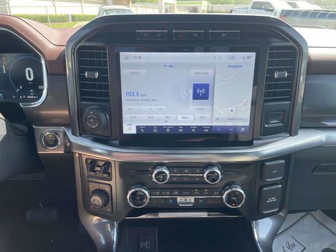 Used 2023 Ford F150 Lariat w/ Max Trailer Tow Package image 22