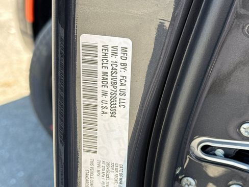 New 2025 Jeep Wagoneer Series II image 28