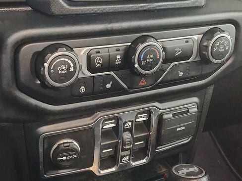 Used 2019 Jeep Wrangler Unlimited Sport S image 15