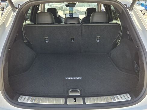 Used 2025 Genesis GV70 3.5T Sport image 14