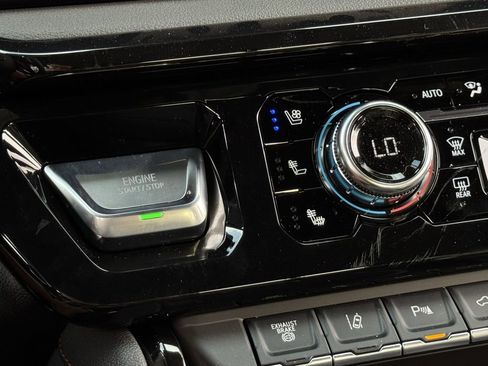 New 2026 GMC Sierra 2500 AT4 w/ AT4 Premium Plus Package image 17