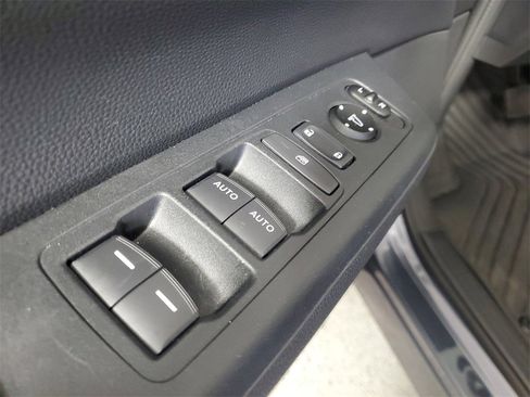 Used 2023 Honda CR-V EX image 16