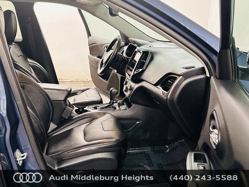 Used 2020 Jeep Cherokee Limited AWD/4WD image 9