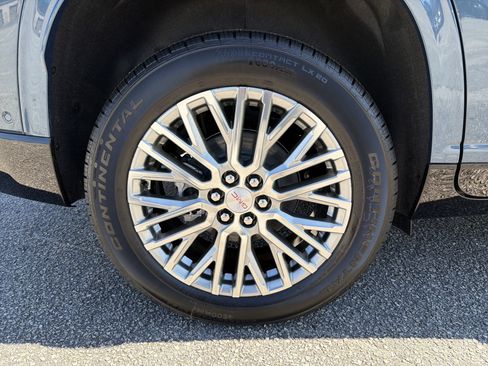 New 2026 GMC Acadia Denali w/ Super Cruise Package image 22