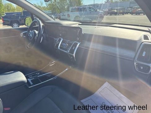Used 2021 Kia Sorento EX AWD/4WD image 38