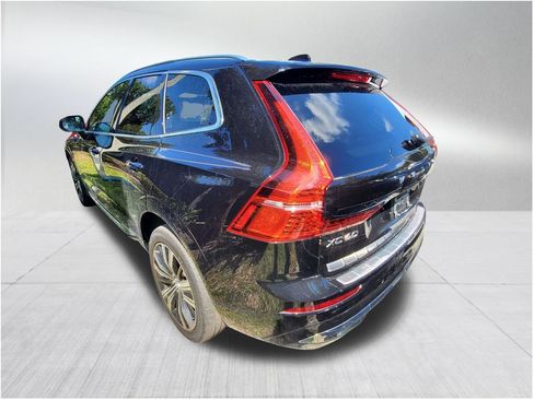 Certified 2022 Volvo XC60 B6 Inscription w/ Protection Package Premier image 3