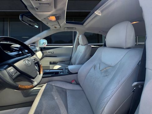 Used 2010 Lexus RX 350 AWD image 2