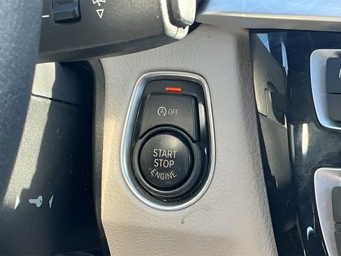 Used 2016 BMW 328i xDrive Wagon image 17