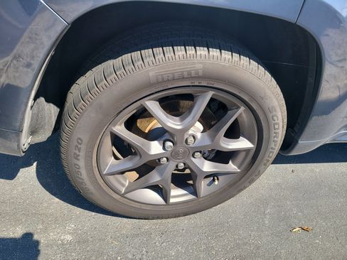 Used 2020 Jeep Grand Cherokee Limited X image 9