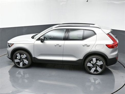 New 2024 Volvo XC40 Recharge Plus w/ Protection Package Premier image 31