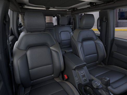 New 2026 Ford Bronco Outer Banks AWD/4WD image 10