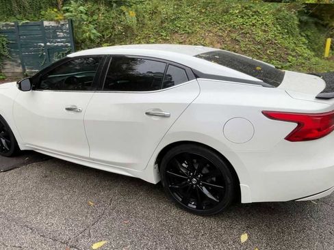 Used 2016 Nissan Maxima SR image 6