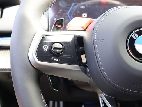 New 2026 BMW M5 w/ Carbon Package image 39