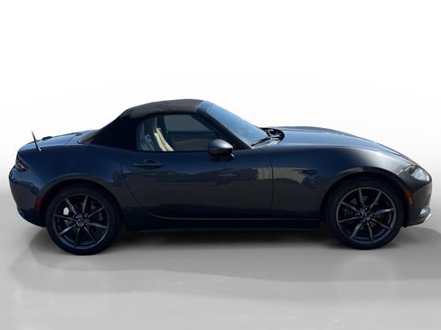 Used 2016 MAZDA MX-5 Miata Grand Touring RWD image 6