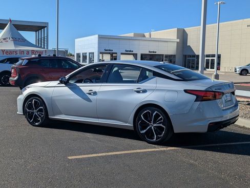 Certified 2023 Nissan Altima 2.5 SR image 4