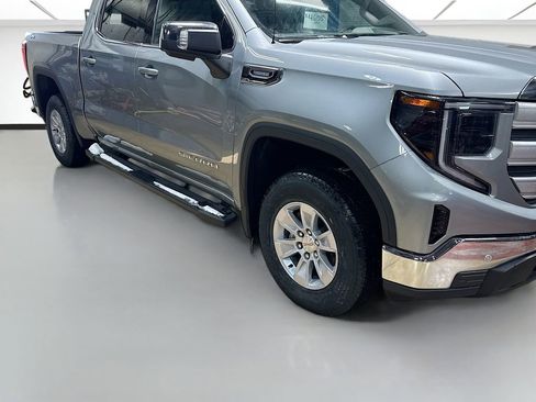 New 2026 GMC Sierra 1500 SLE w/ Preferred Package image 3