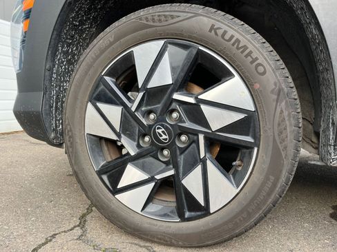 Used 2025 Hyundai Kona SEL image 31