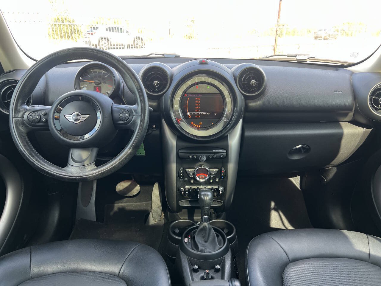 Used 2016 MINI Cooper Countryman FWD image 13