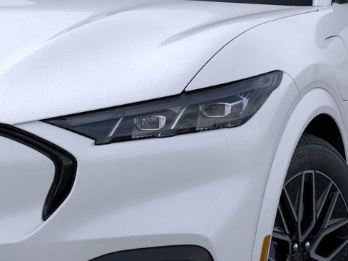 New 2026 Ford Mustang Mach-E Premium image 18