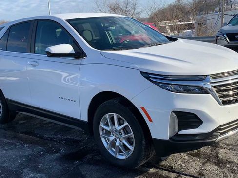 Certified 2022 Chevrolet Equinox LT image 2