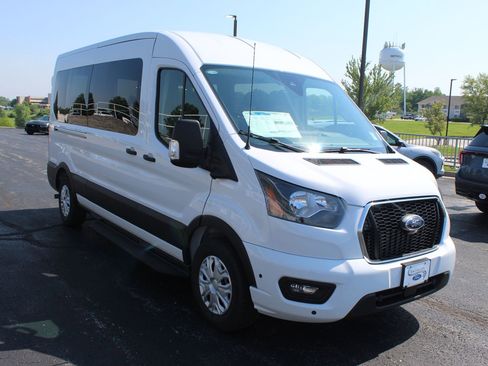 New 2025 Ford Transit 350 XLT RWD image 4