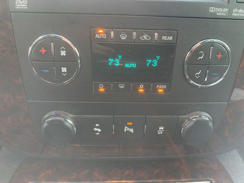 Used 2012 GMC Yukon Denali image 27