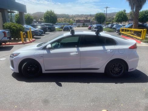 Used 2019 Hyundai Ioniq Limited w/ Ultimate Package 02 FWD image 5