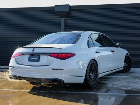 Used 2021 Mercedes-Benz S 580 S 580 image 7