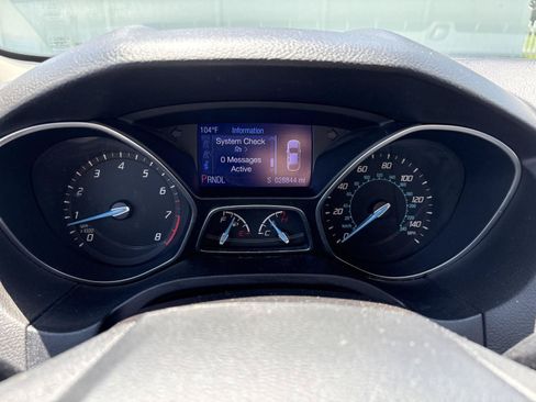 Used 2013 Ford Focus SE FWD image 15