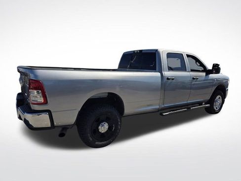 Used 2024 RAM 3500 Tradesman w/ Chrome Appearance Group image 9