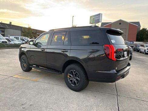 New 2025 Ford Expedition Tremor image 3