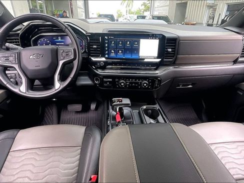 Used 2024 Chevrolet Silverado 1500 ZR2 w/ ZR2 Bison Edition AWD/4WD image 6