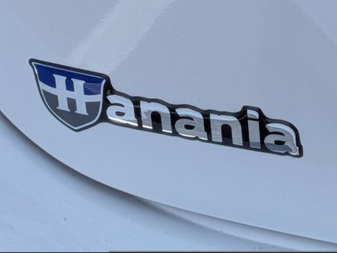 Used 2025 Nissan Sentra SR image 56