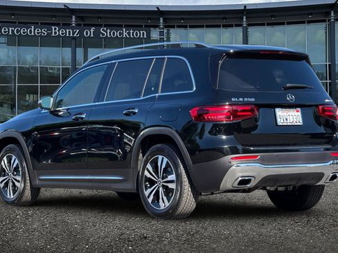 Certified 2026 Mercedes-Benz GLB 250 4MATIC image 6