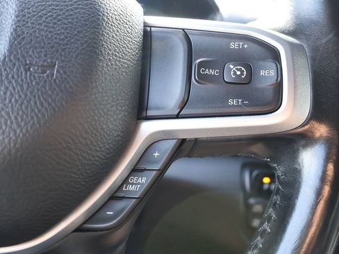 Used 2021 RAM 1500 Big Horn AWD/4WD image 16