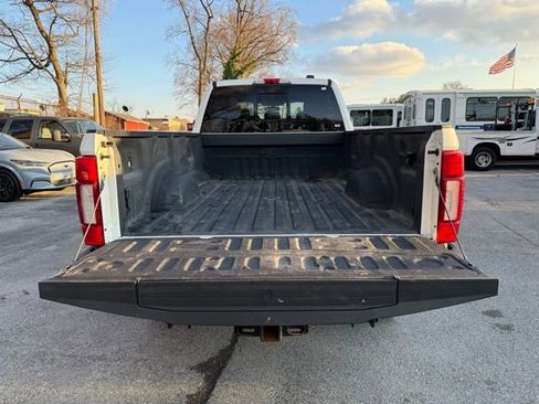 Certified 2020 Ford F350 Platinum image 18